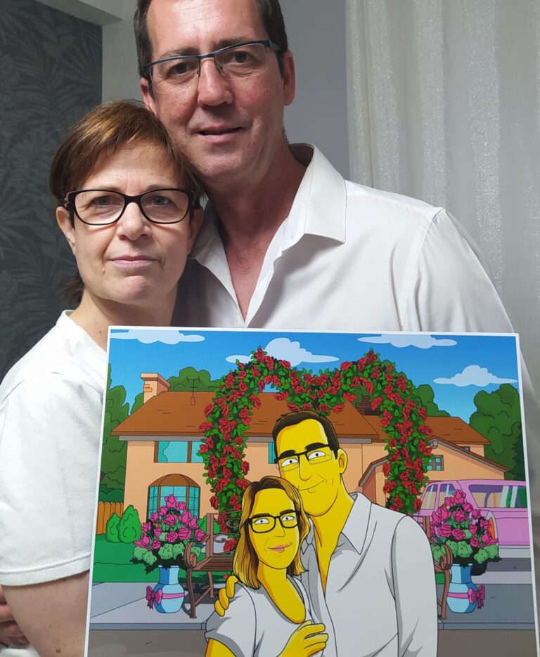 Disegno personalizzato di corpo intero in stile Simpsons. Regalo originale  e divertente! Invia le tue foto. Ricambilo stampato su carta o solo in  digitale. : : Casa e cucina